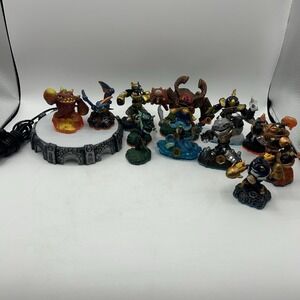 ACTIVISION SKYLANDERS -LOT OF 12 Figures 2012-2013‎ + Portal Of Power READ